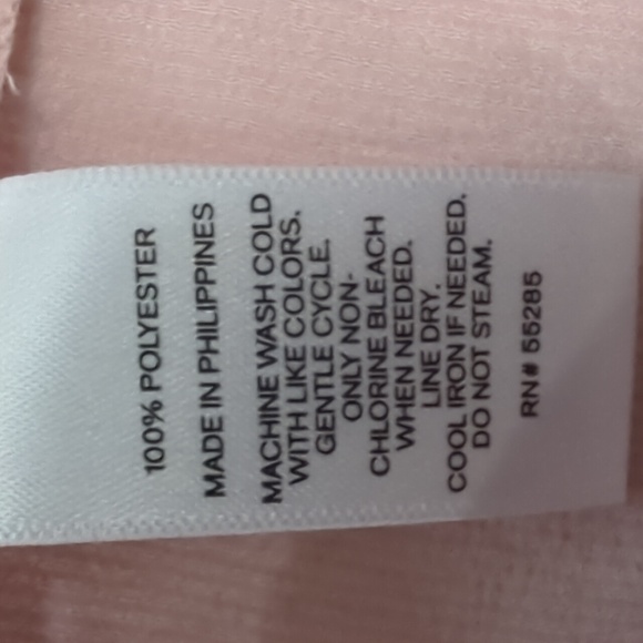 Express Women's Satin-Like Light Pink Flowy Top Size Large - Picture 4 of 7